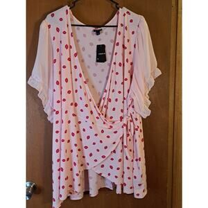 Torrid Sz 5 Pink Kisses Puff Sleeve Surplice Top